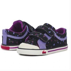 See Kai Run Robyne Black Floral Sneakers